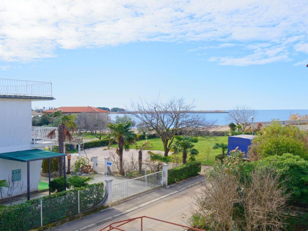 Apartments Grassi By Rent Istria 乌马格 客房 照片