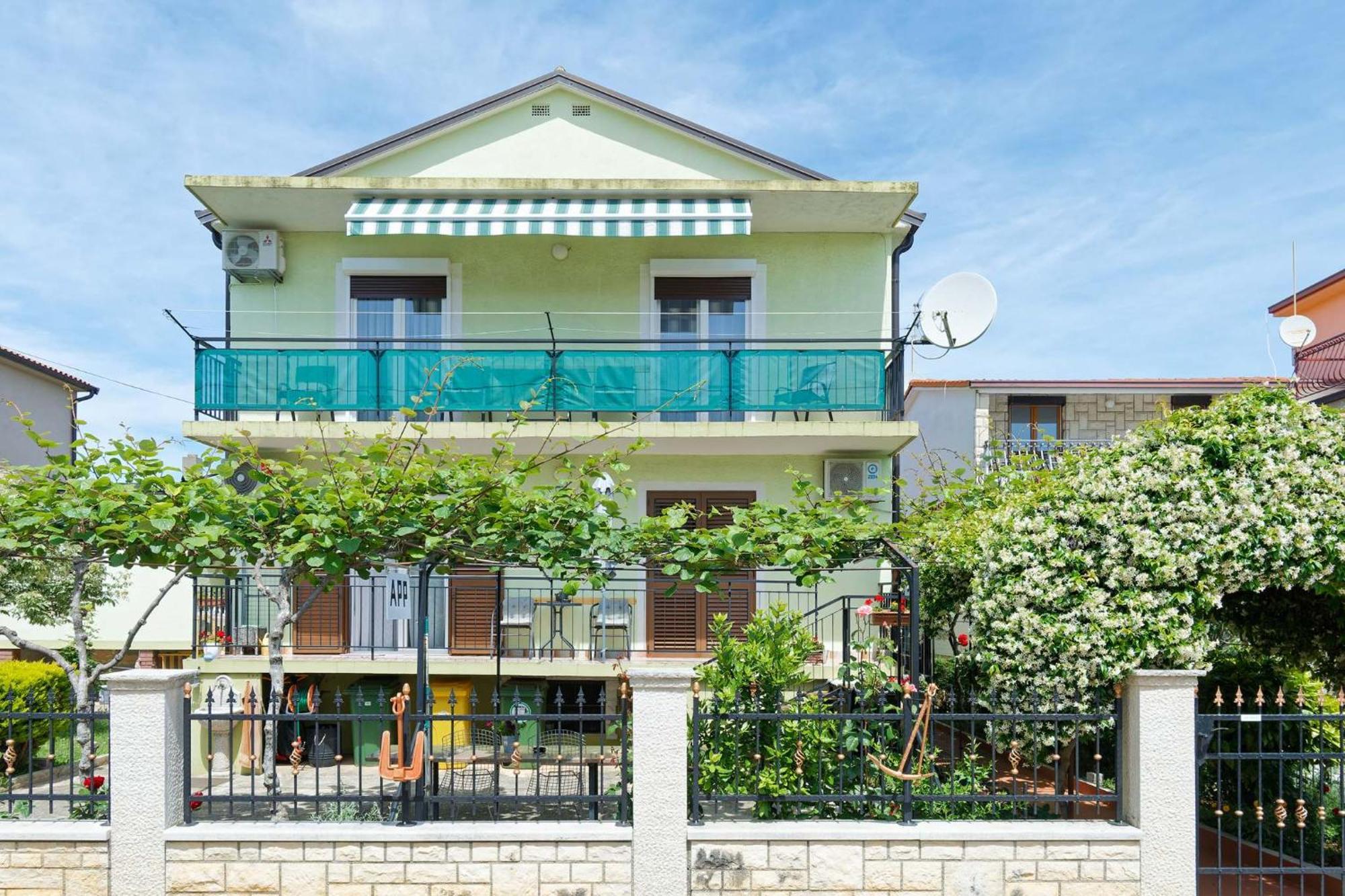 Apartments Grassi By Rent Istria 乌马格 外观 照片