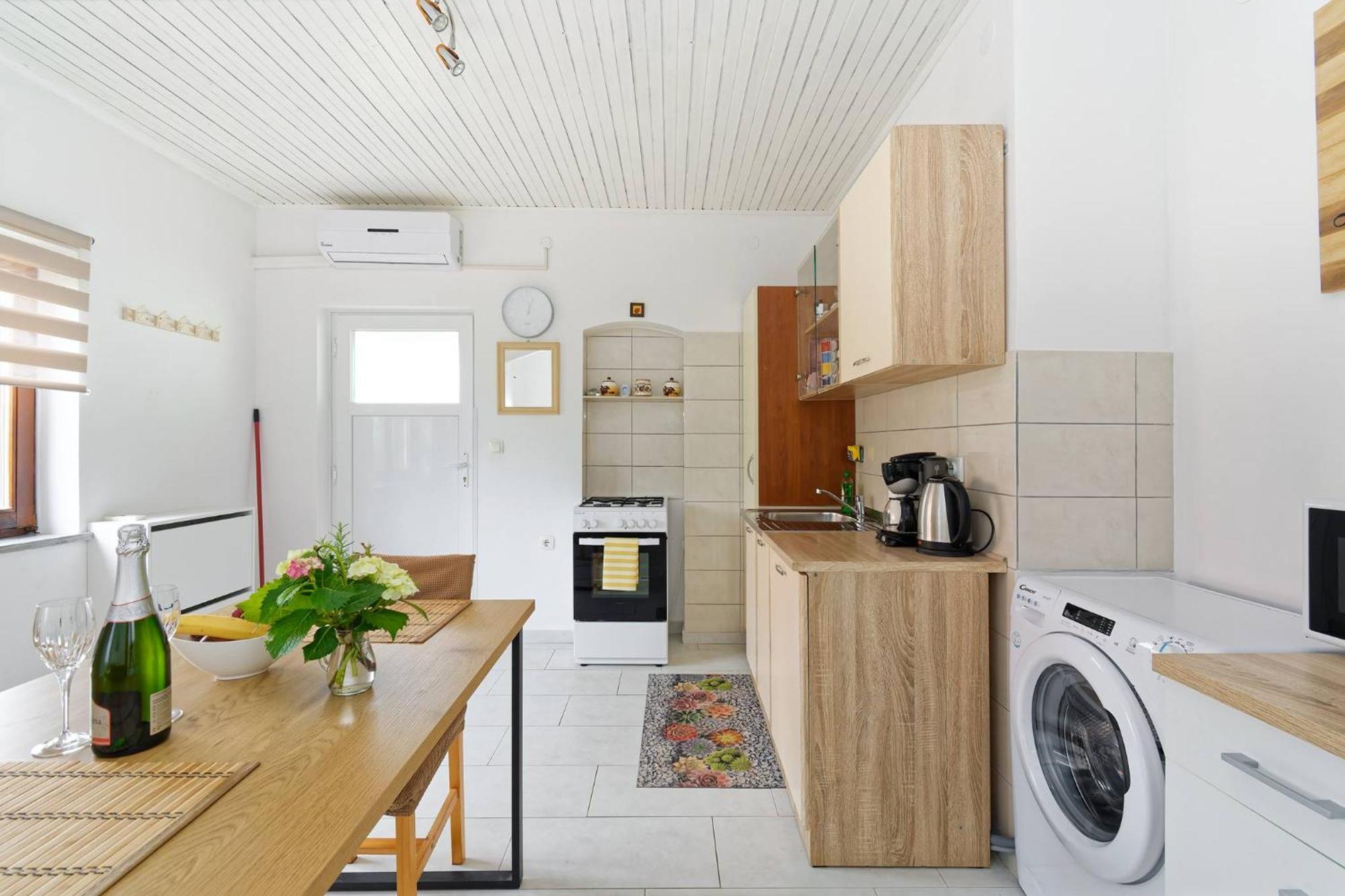 Apartments Grassi By Rent Istria 乌马格 外观 照片