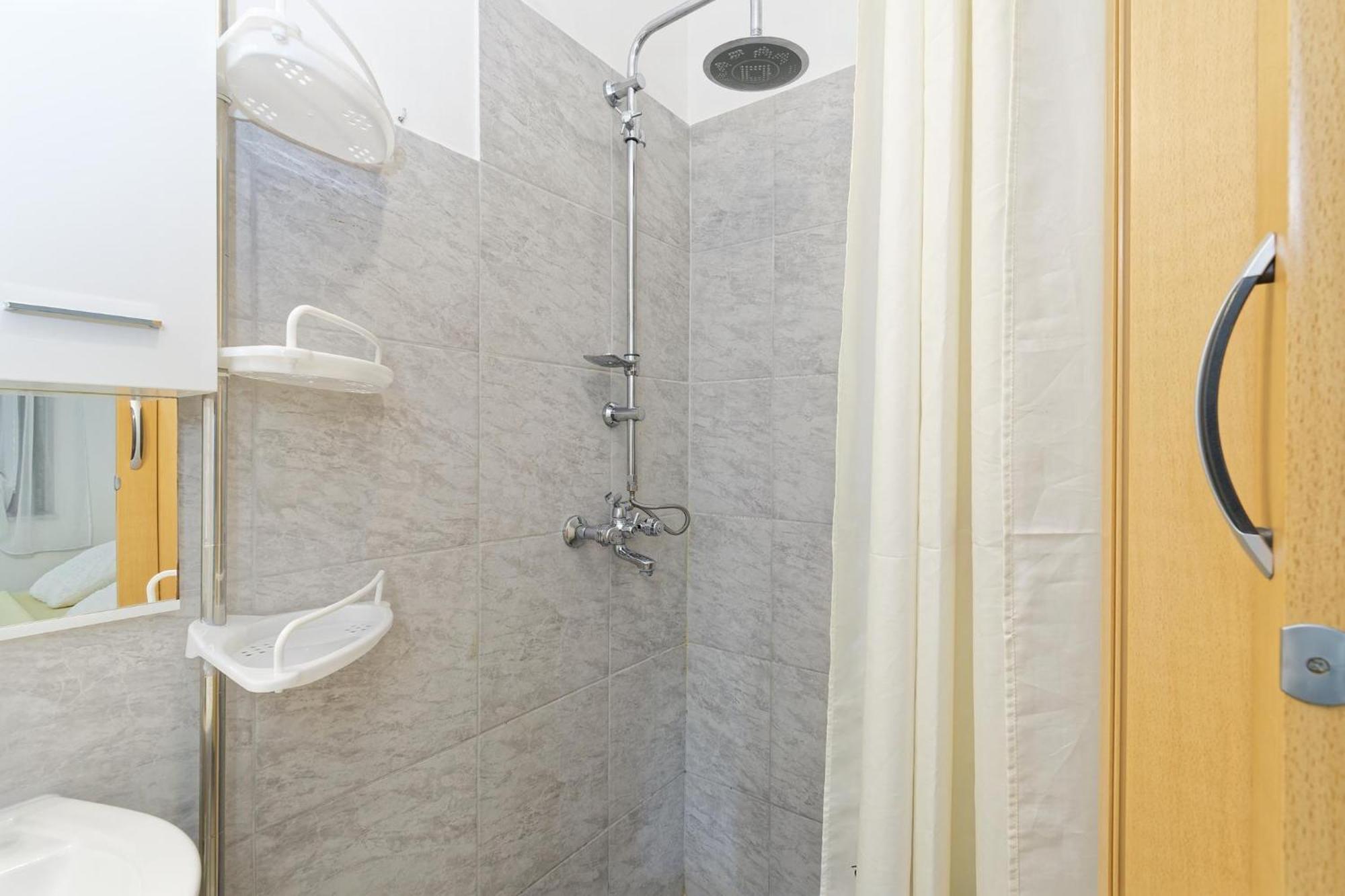 Apartments Grassi By Rent Istria 乌马格 外观 照片