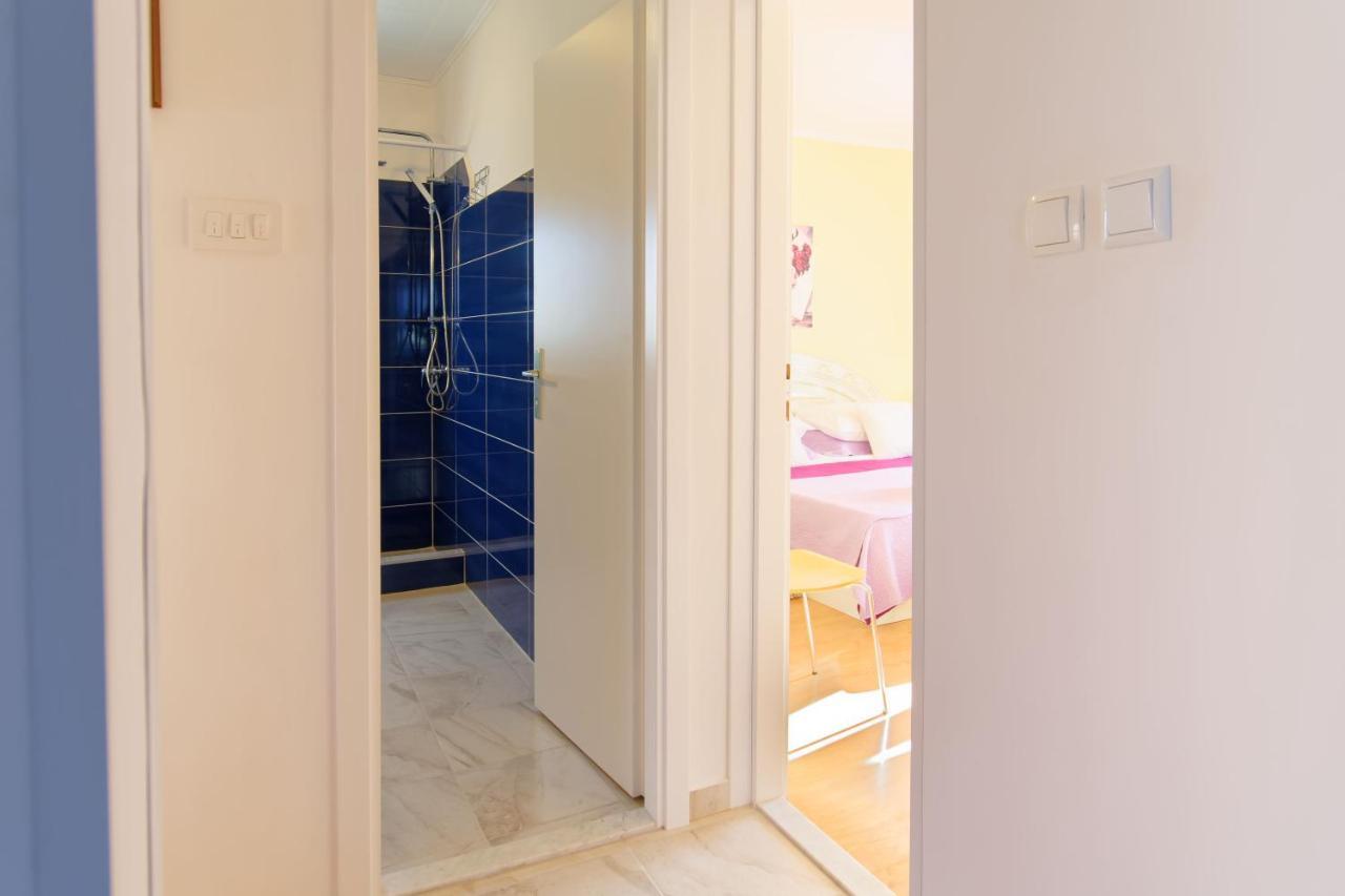 Apartments Grassi By Rent Istria 乌马格 外观 照片